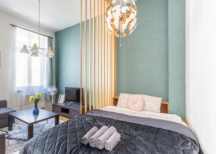 Gozsdu Aparment By Quentin Homes * Budapesta